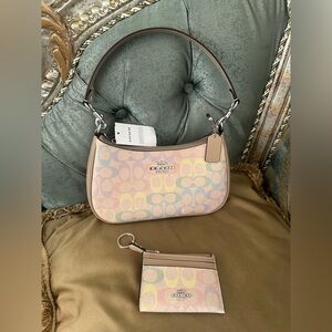 Coach Multicolor Signature Shoulder Bag includes card case New